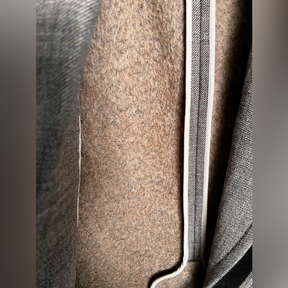 RARE Chloe Fall Winter 2018 Runway Blazer Coat Tweed Blazer Size 40 Pristine - Picture 10 of 14